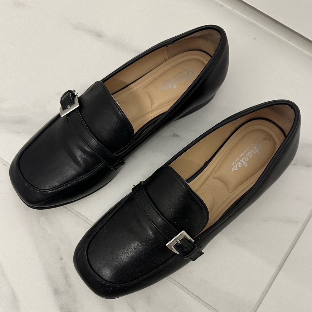 NWOT Charles David Black Leather Loafers